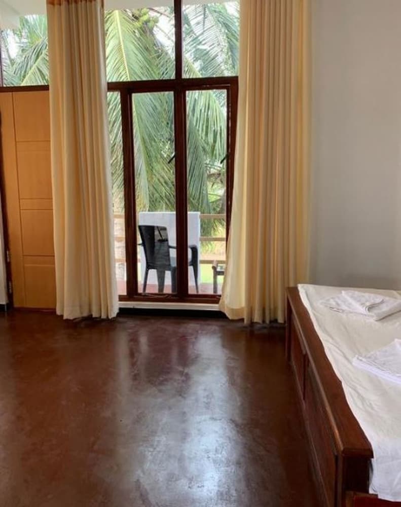 Фото Raa Pala Lake Resort