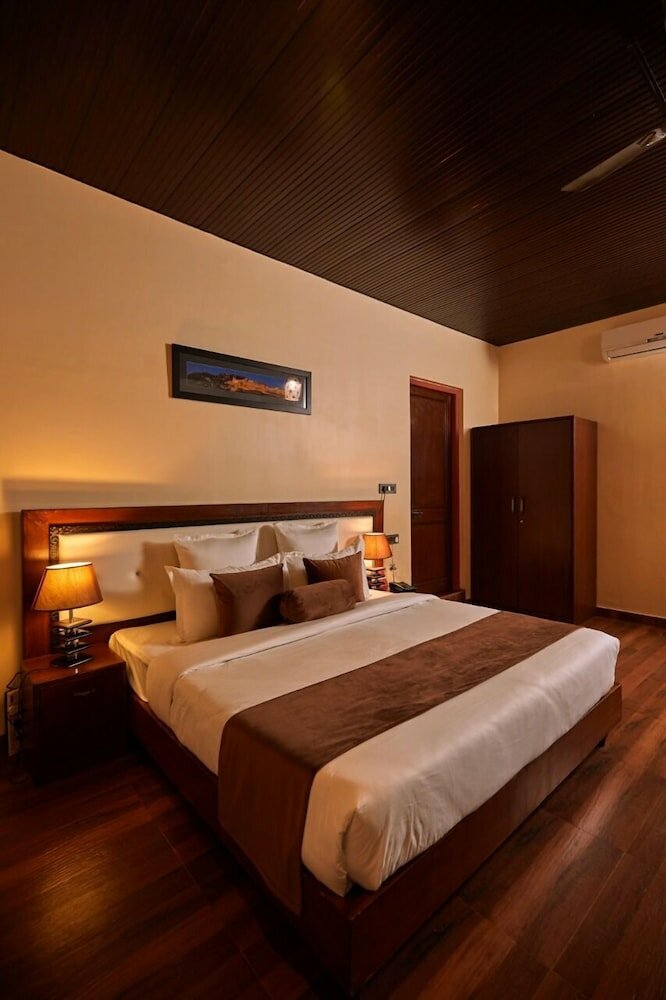 Фото Vijay Garh Resort Udaipur