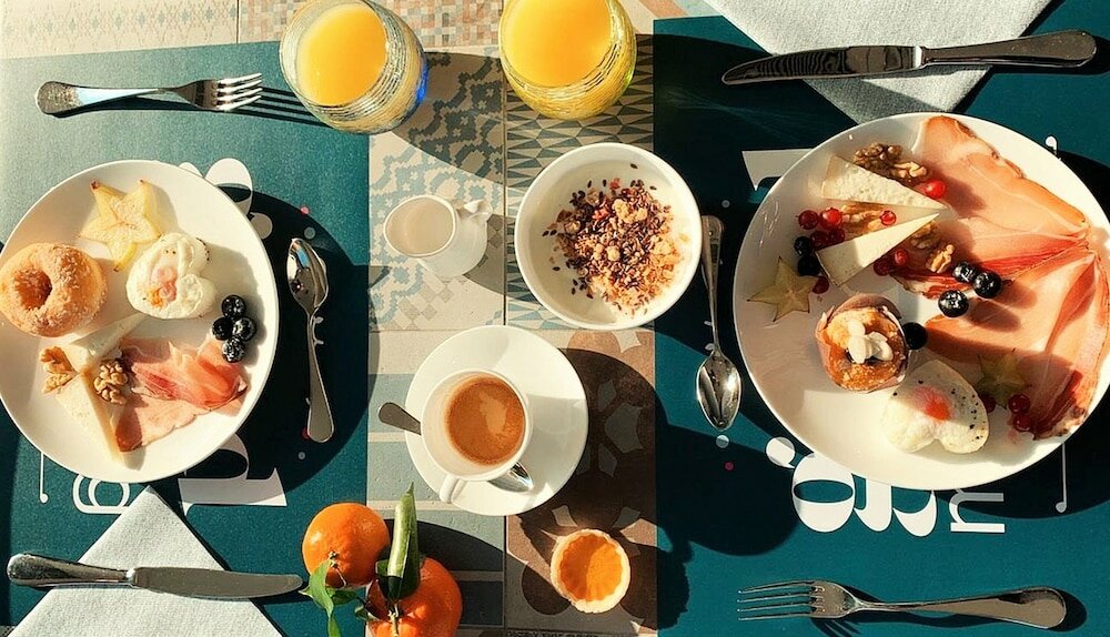 Фото You & Me Beach Hotel