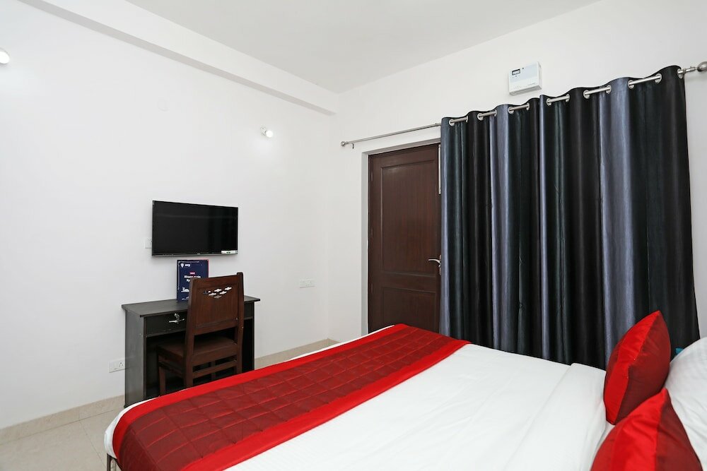 Фото Oyo 11383 Hotel Go Rooms