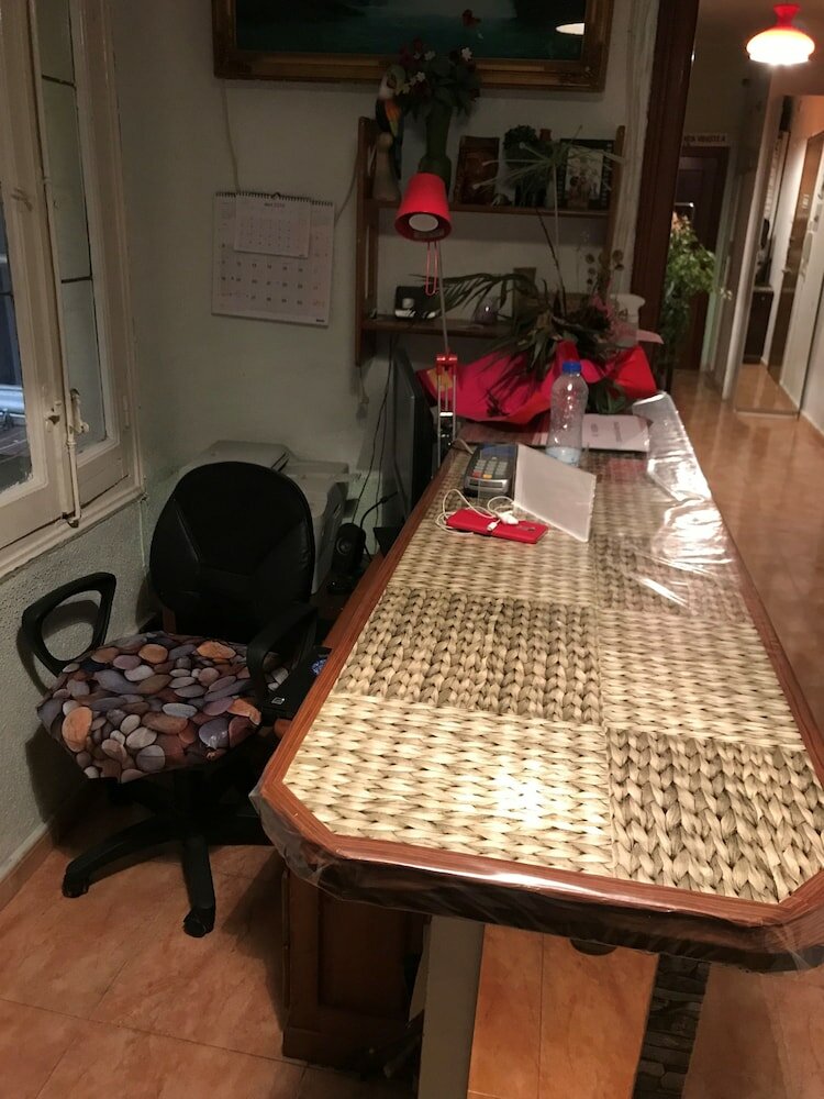 Фото Hostal Becerrea