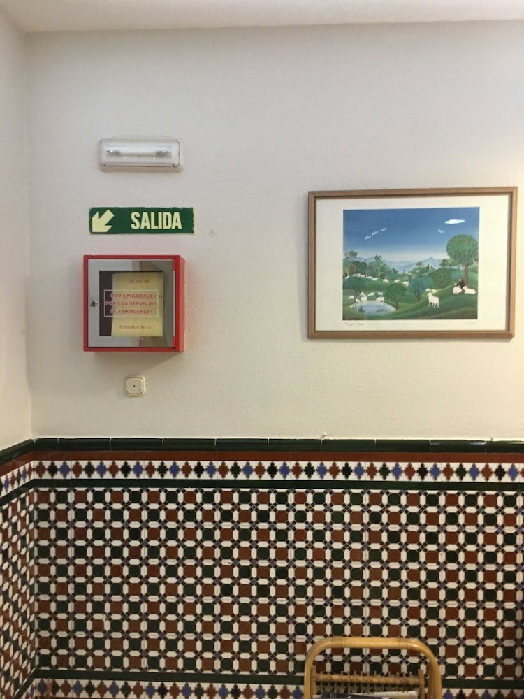 Фото Hostal Carlos III