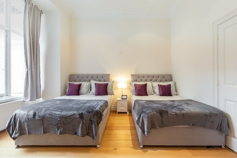 Фото Harrods Luxury Apartments