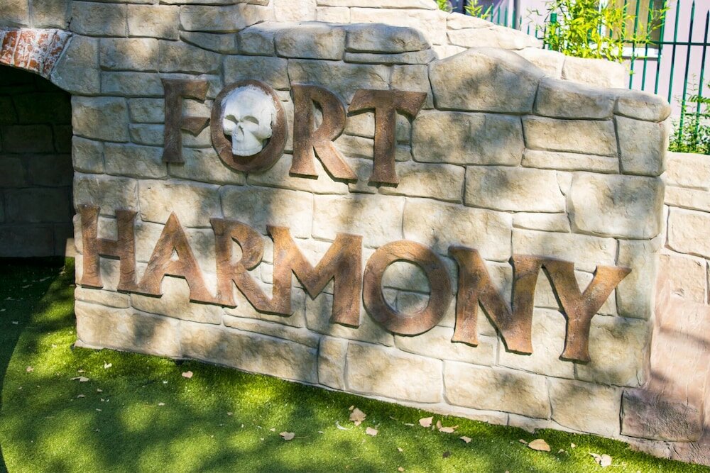 Фото Harmony Suites