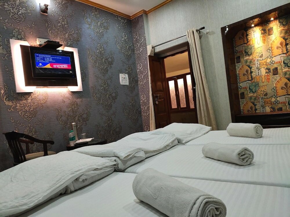 Фото Hotel Shivratri Guest House