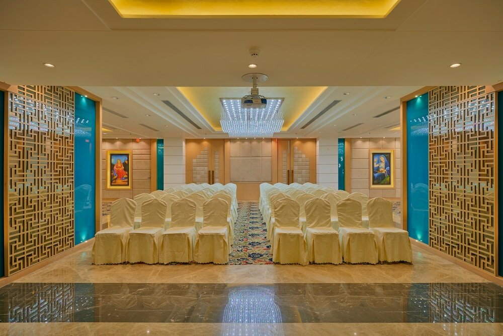 Фото Blu Feather Hotel & SPA