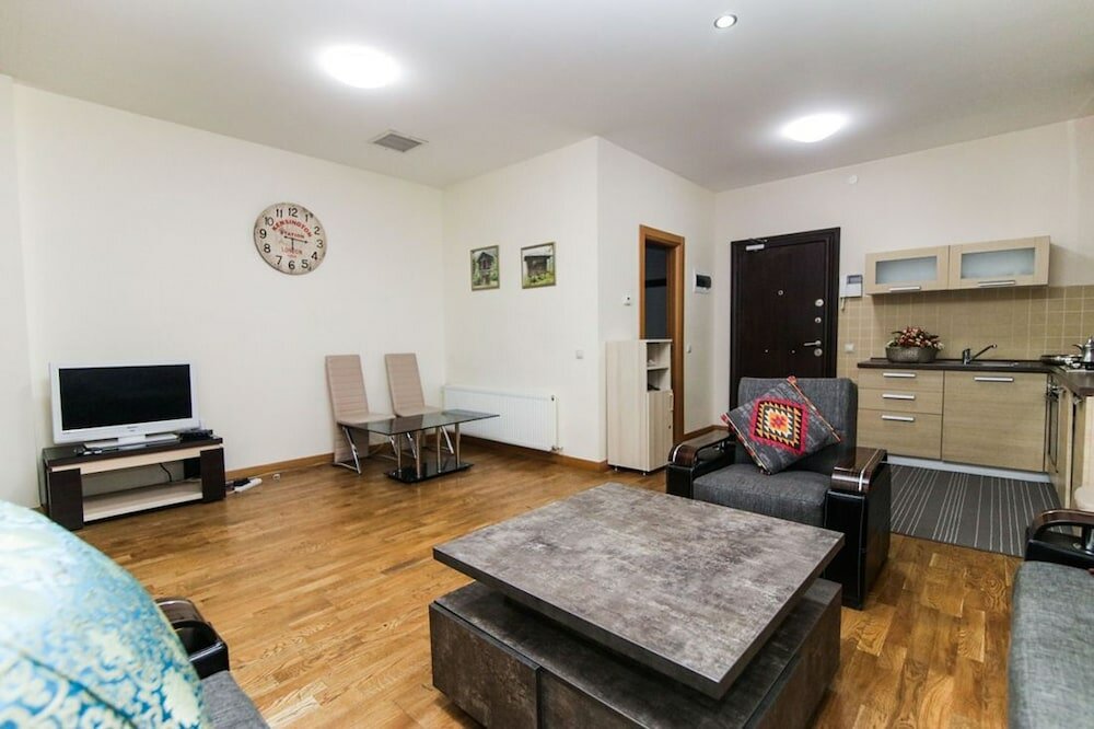 Фото Апартаменты Rustaveli Besiki