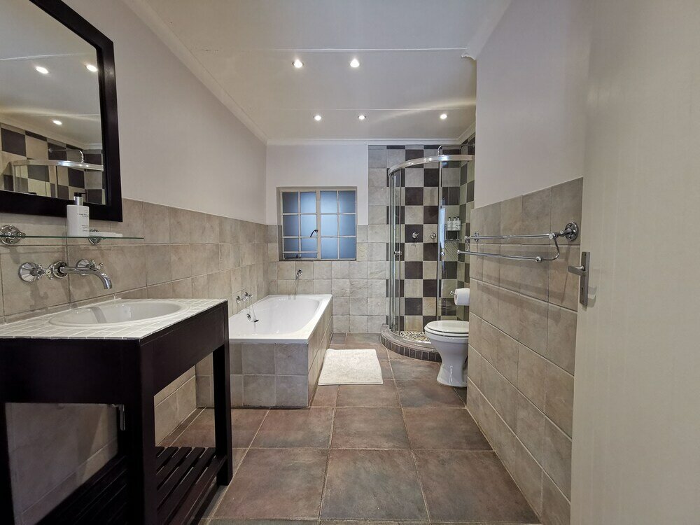 Фото The Hillside House