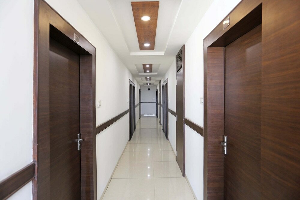 Фото Oyo Bho034 Hotel Ashirwad Regency