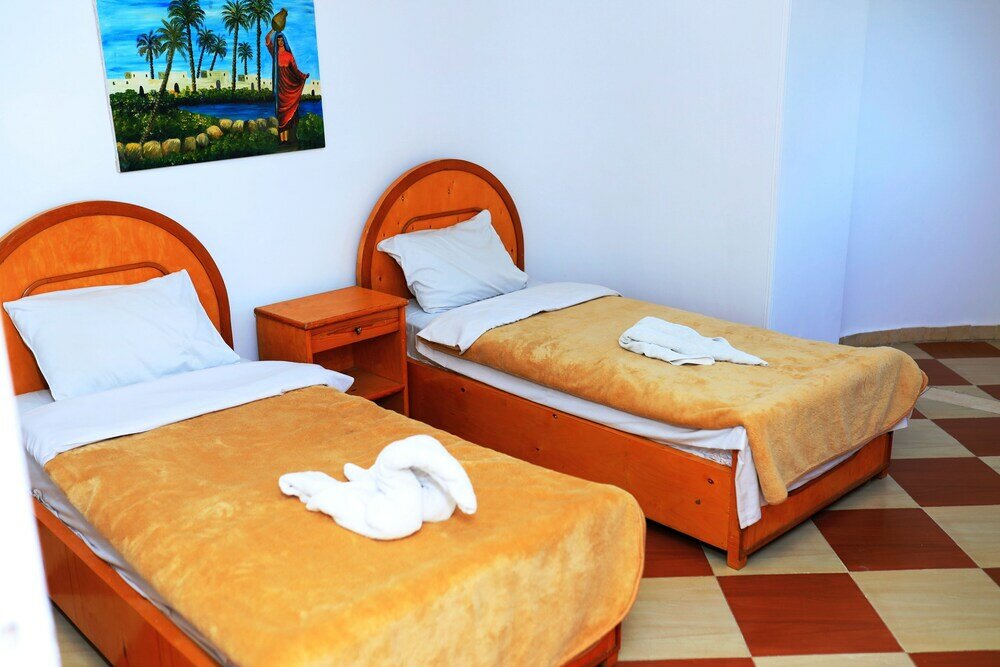 Фото Spring Hotel Luxor