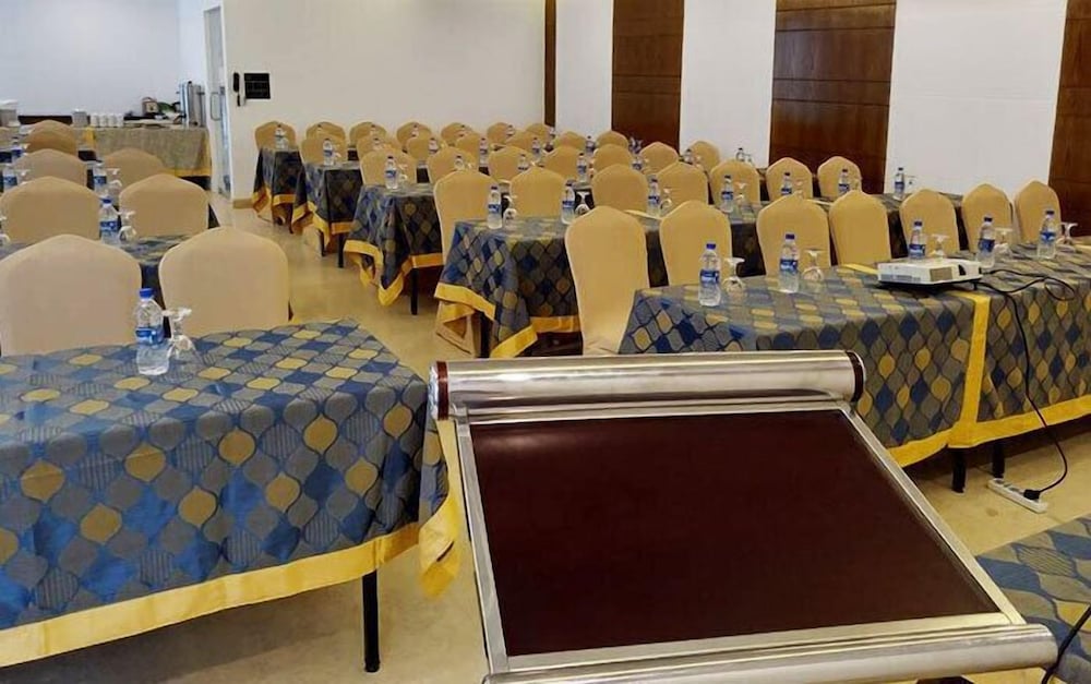 Фото Marino Hotel Banani