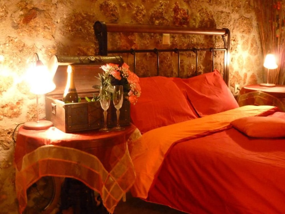 Фото Theasis Guesthouse