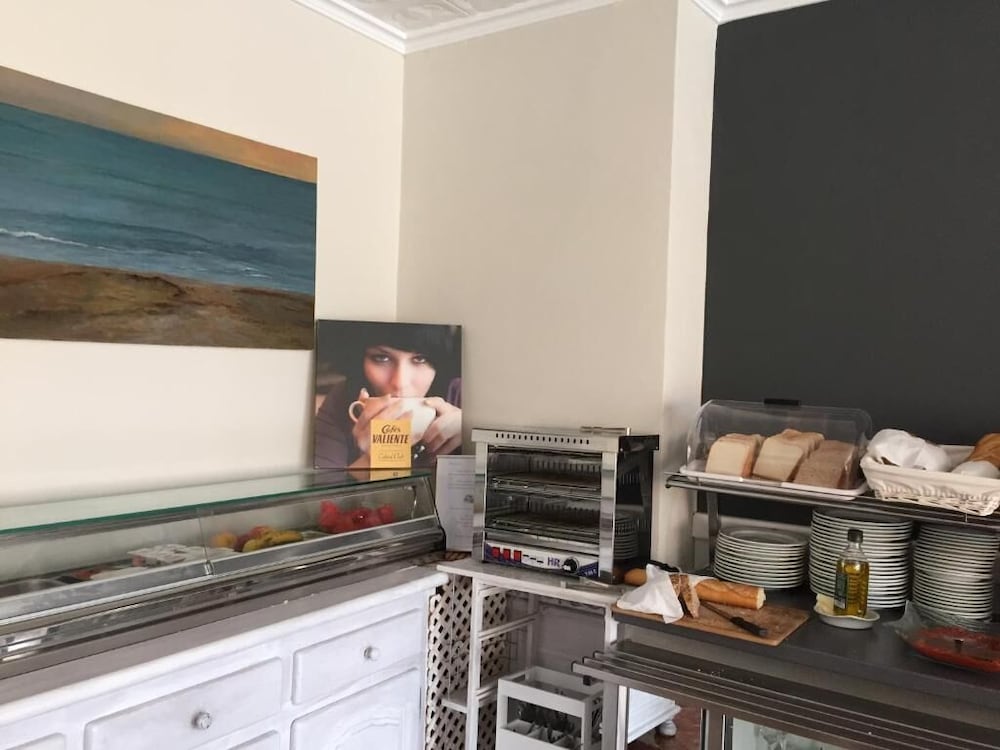 Фото Hostal Comercio