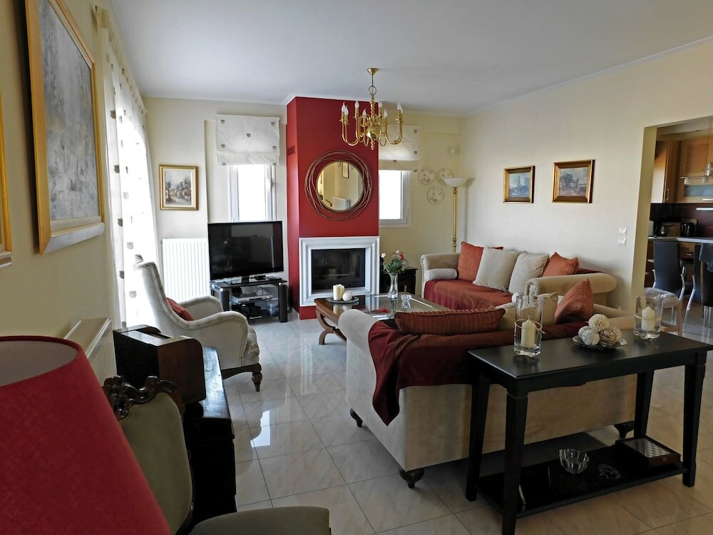 Фото Helen's Villa