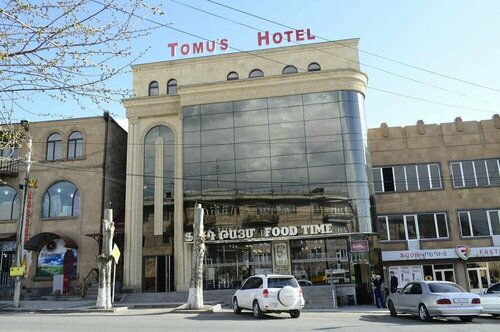 Гостиница Tomu's Hotel в Гюмри