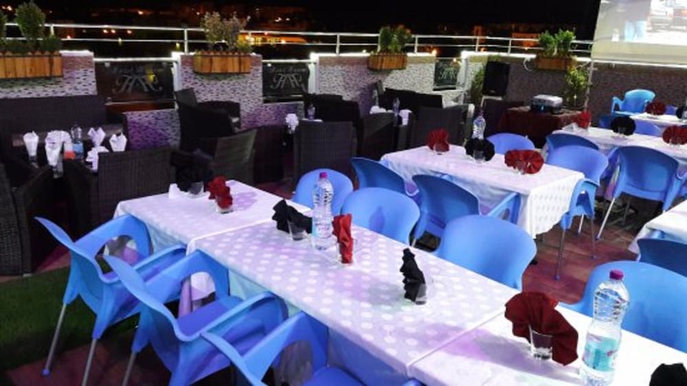 Фото Hotel Timgad