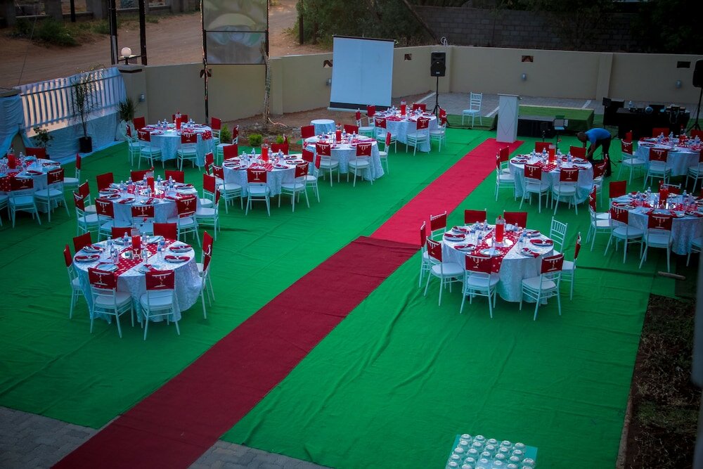 Фото Voyager Inn Hotel