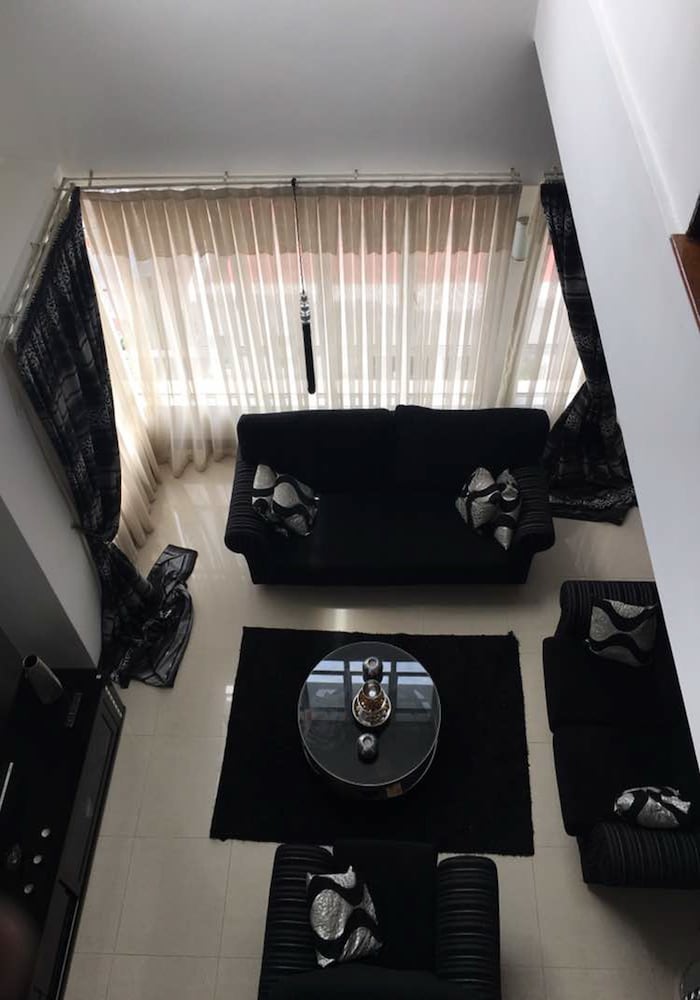 Фото Royal Luxury Bukit Ceylon