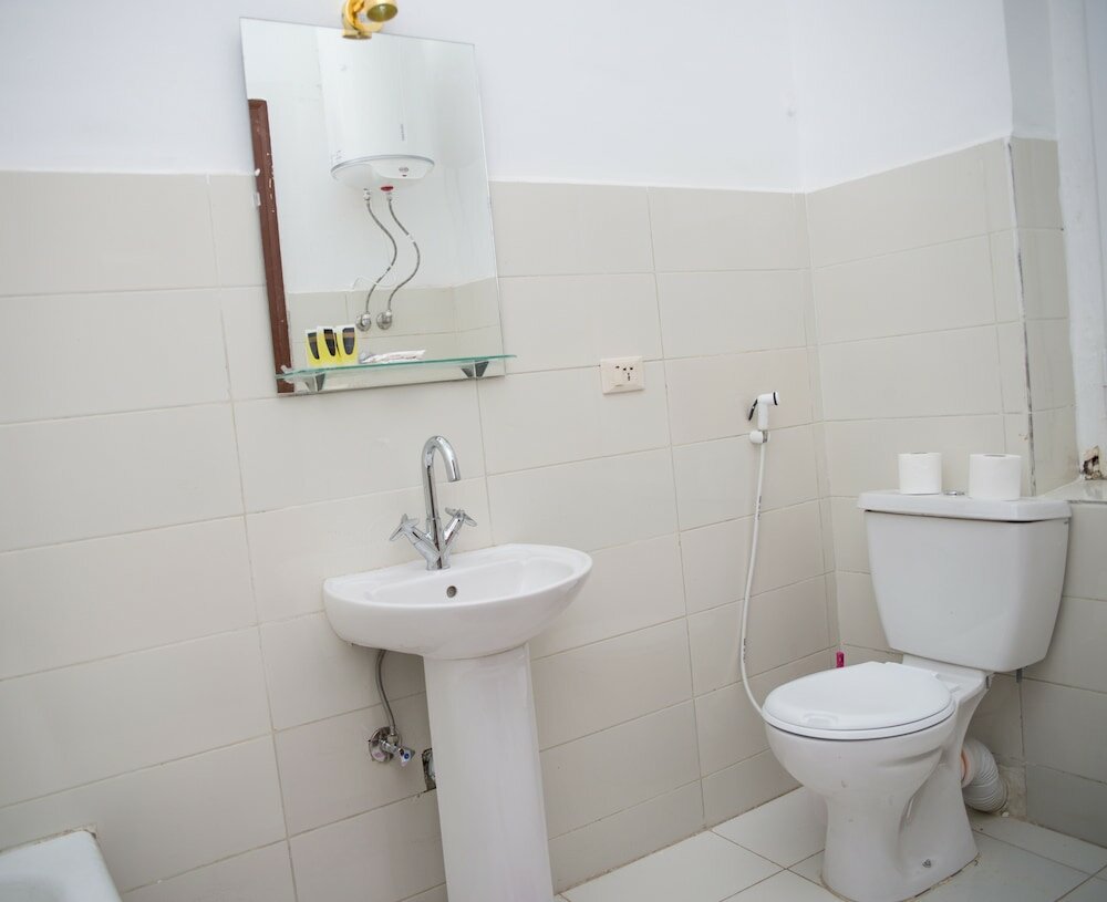 Фото New Grand Royal Hotel