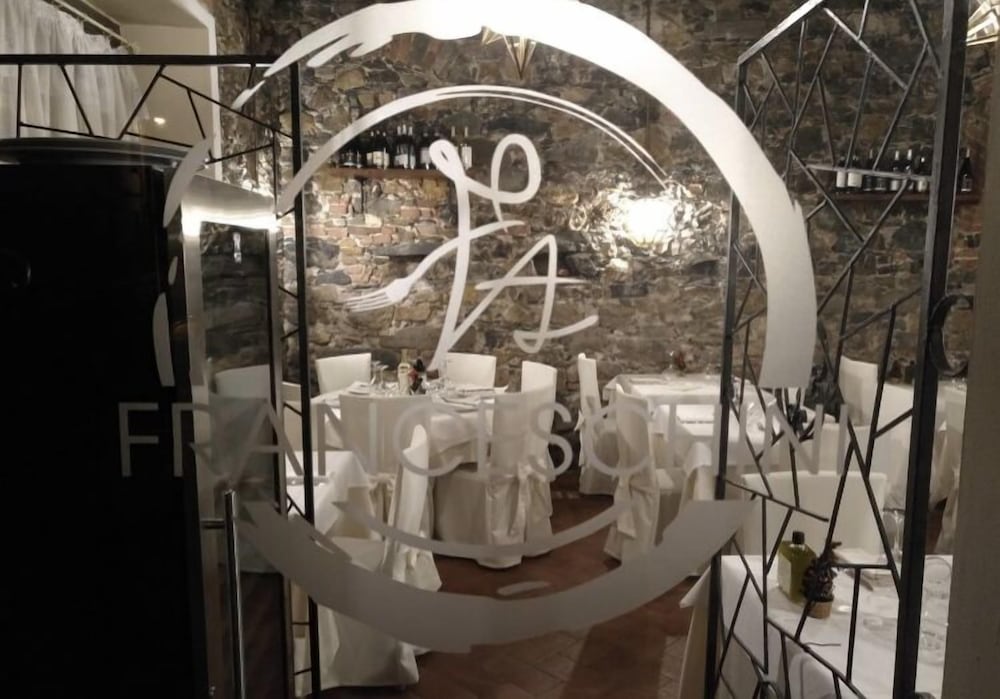 Фото Villa Shelley Boutique Hotel