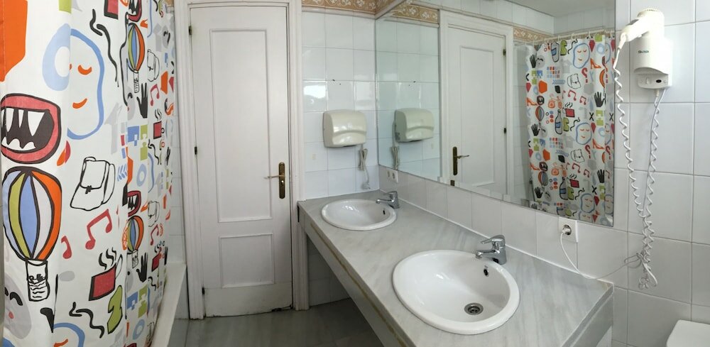 Фото Baobab Hostel