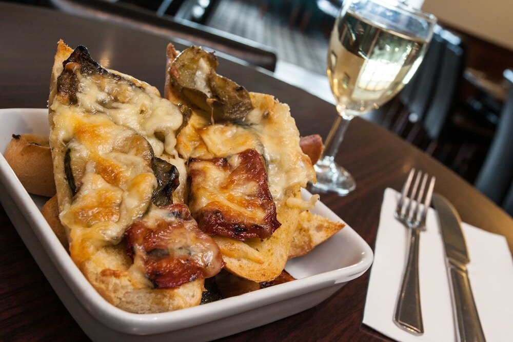 Фото Tuckers Inn