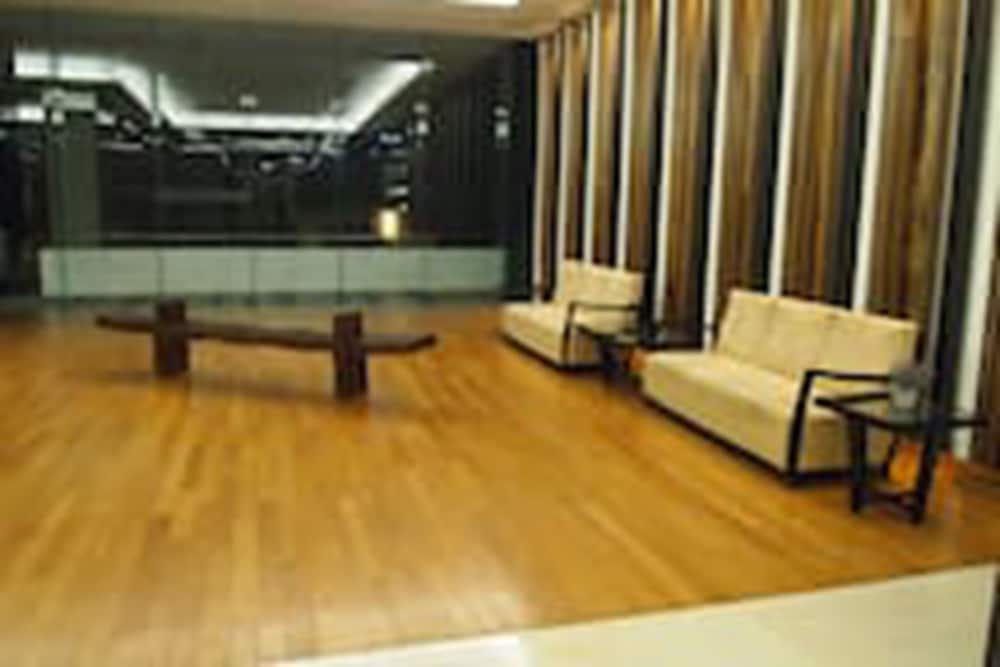 Фото Pipit Homestay at Element Ampang