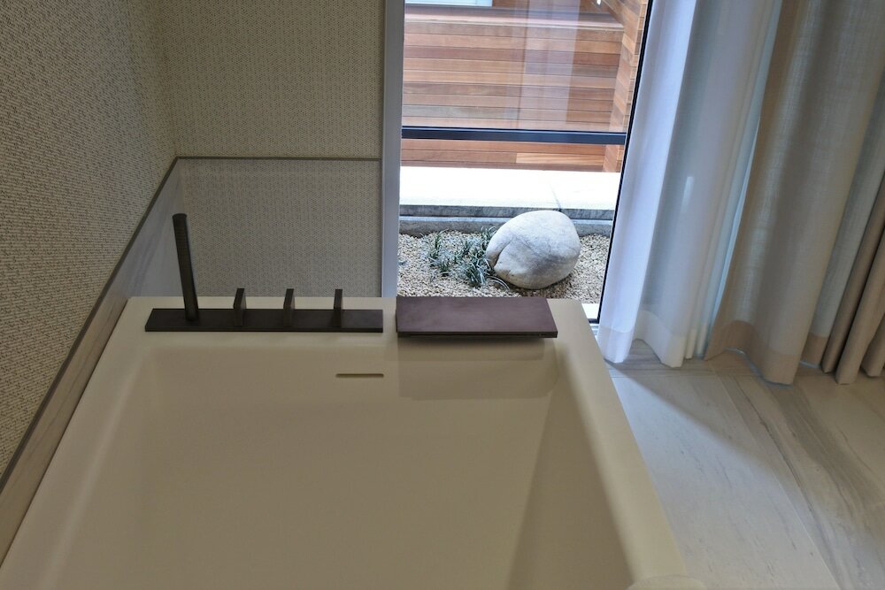 Фото Owall Hotel