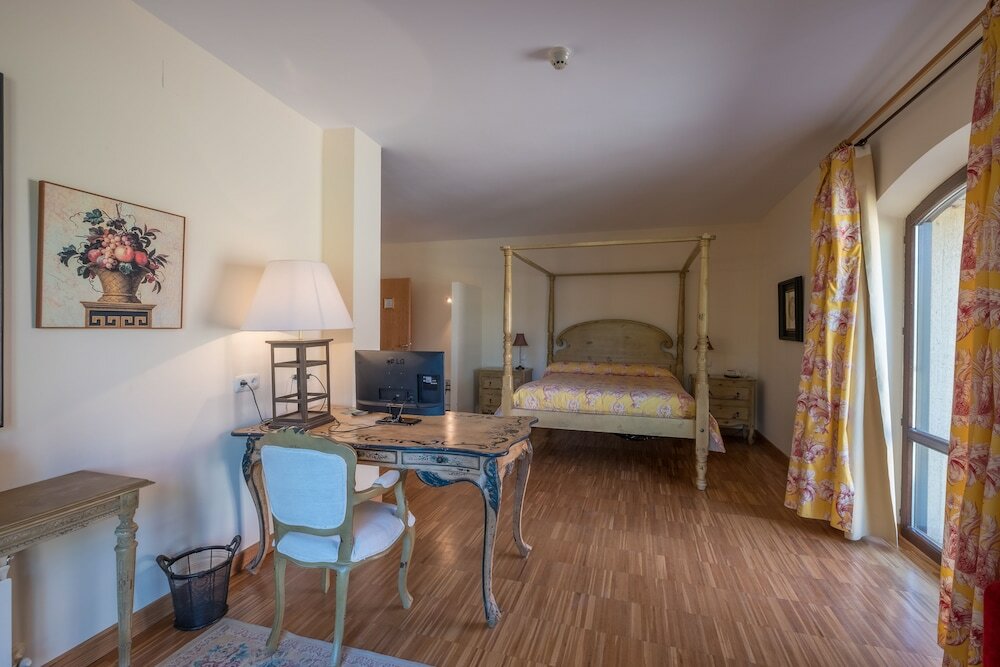 Фото Hotel El Molino de Salinas