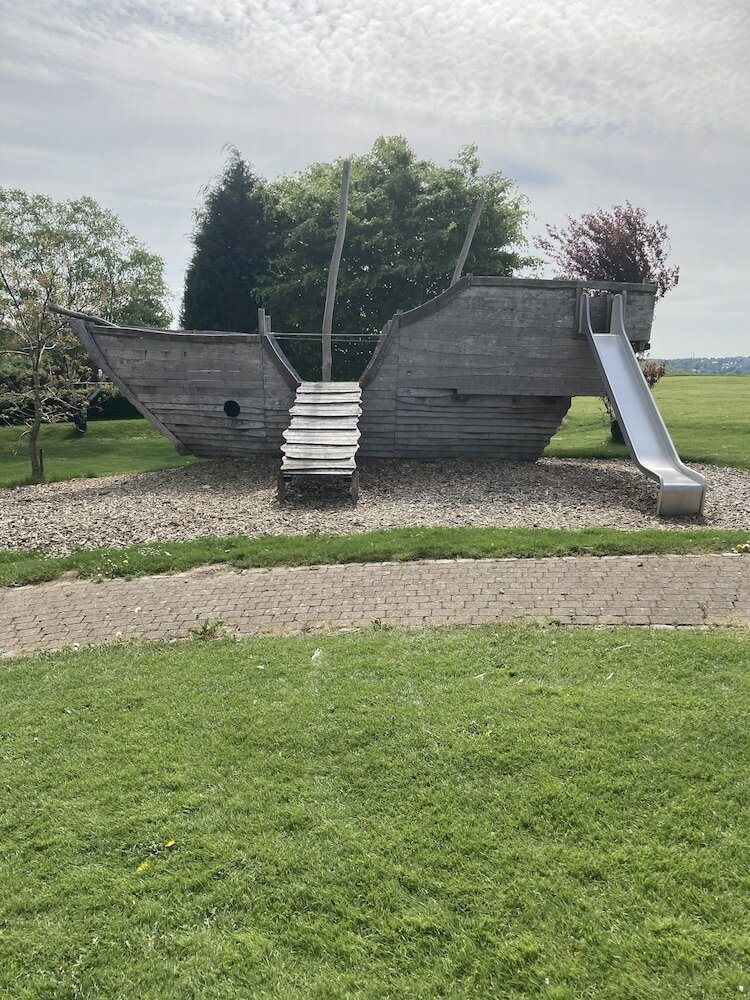 Фото Schloss Hotel Holzrichter