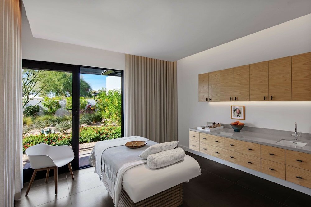 Фото Andaz Scottsdale Resort & Bungalows