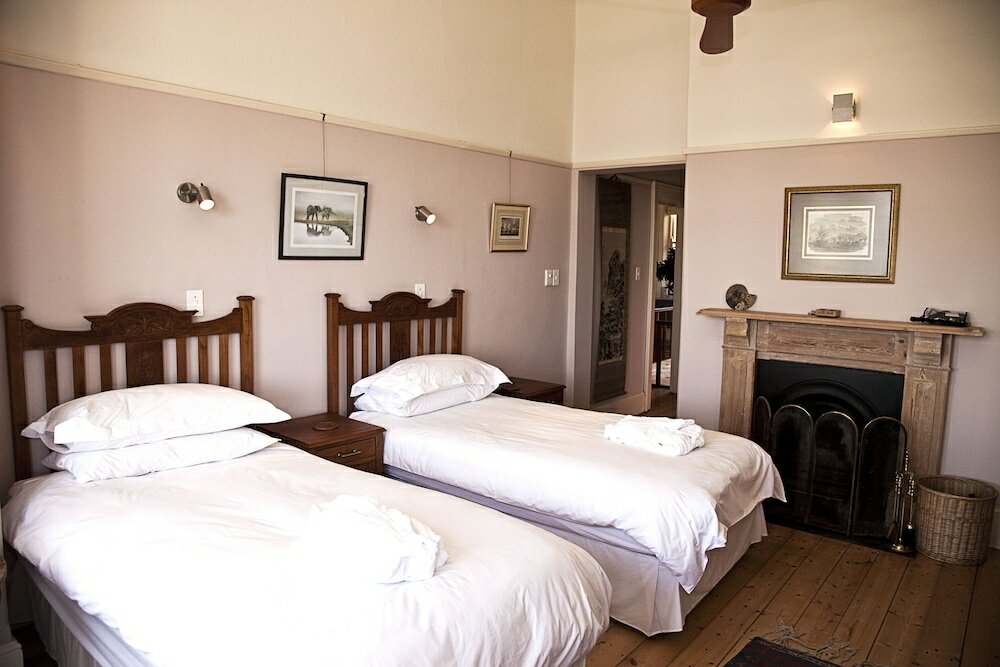 Фото Braeside House