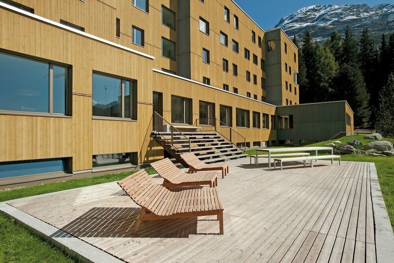 Хостел Youth Hostel St. Moritz