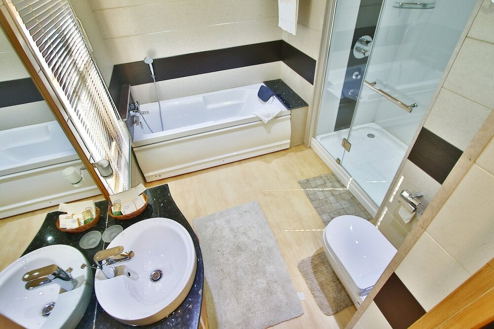 Фото Mascot Houseboats