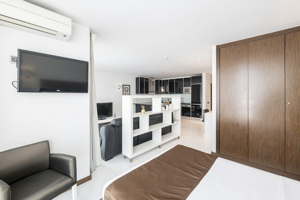 Фото Rk Suite Hotel