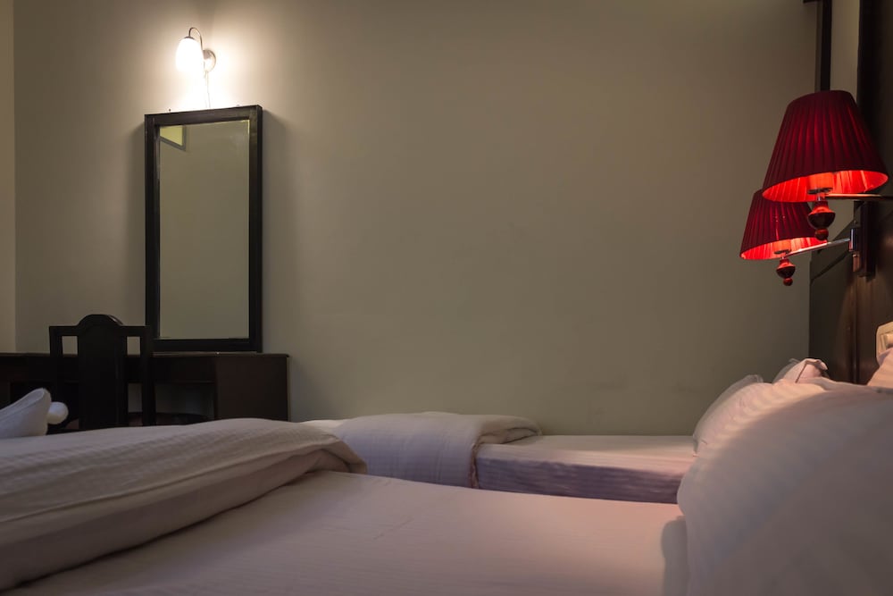 Фото Hotel Ananda Inn