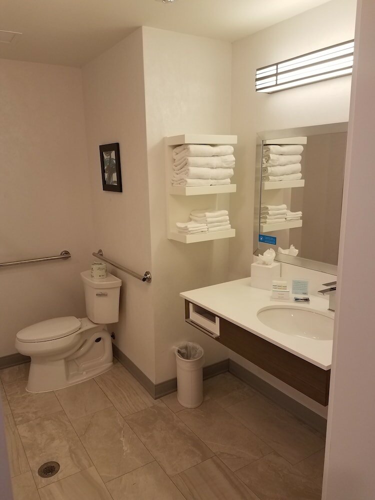 Фото Hampton Inn & Suites Dallas-The Colony, Tx