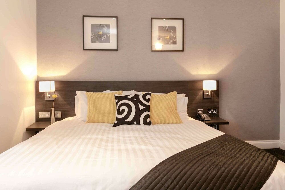 Фото Croft Court Hotel