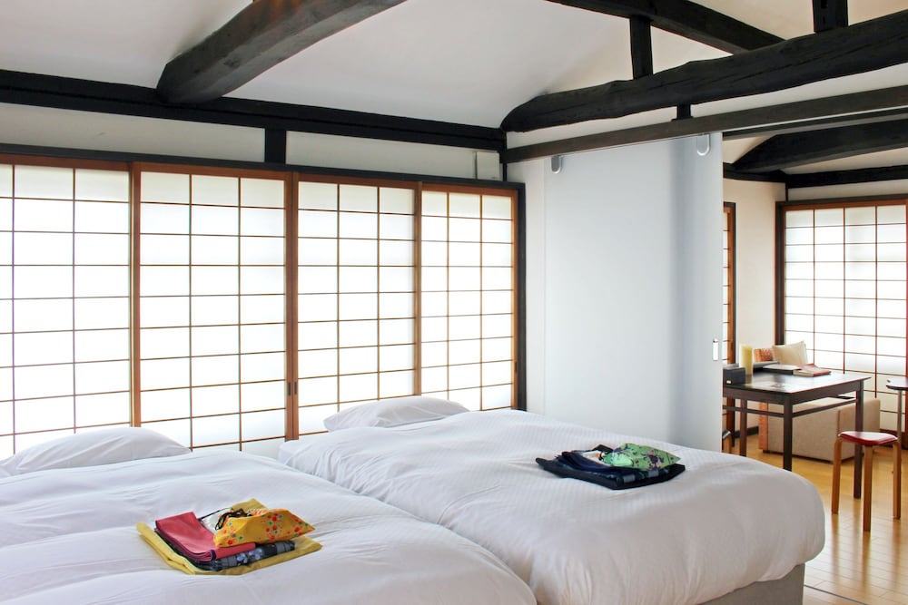 Фото Nipponia Sasayama Castle Town Hotel