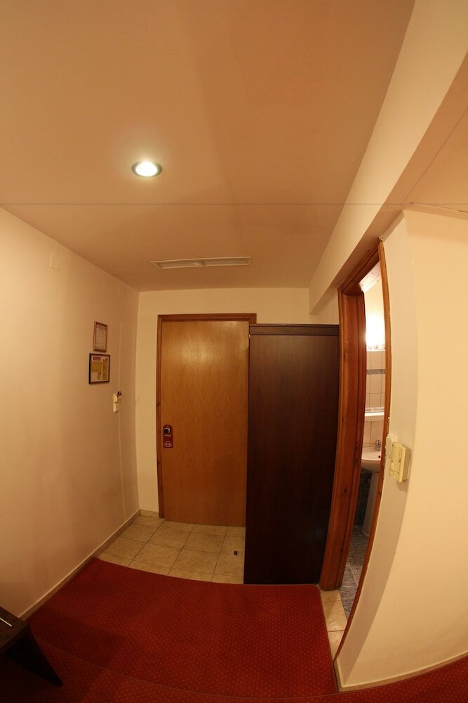 Фото Orfeas Hotel