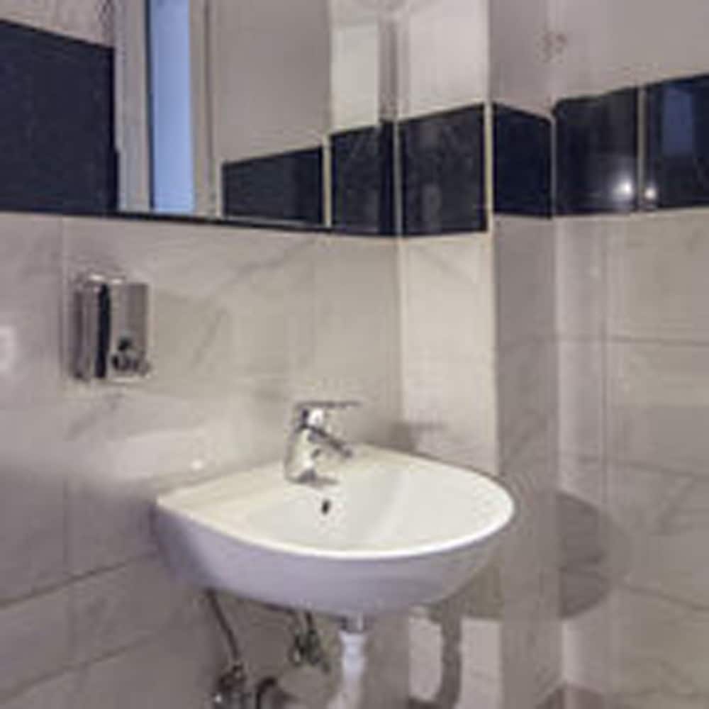 Фото Elikon Hotel