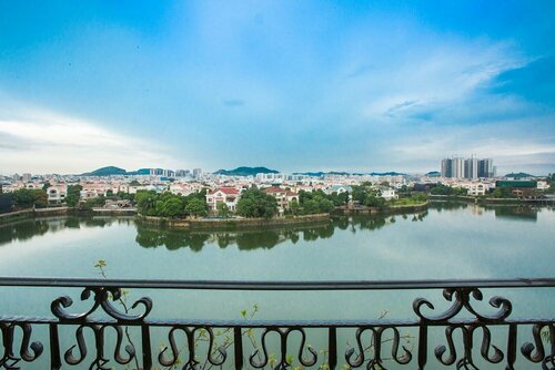 Гостиница Yang Jiang Country Garden Phoenix Hotel в Янцзяне