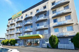 отель Hotel Select Inn Isezaki