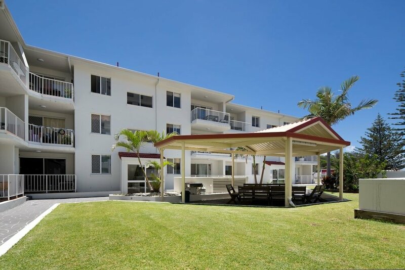 Гостиница Burleigh Point Holiday Apartments