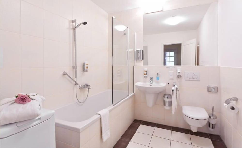 Фото Aparthotel Neumarkt