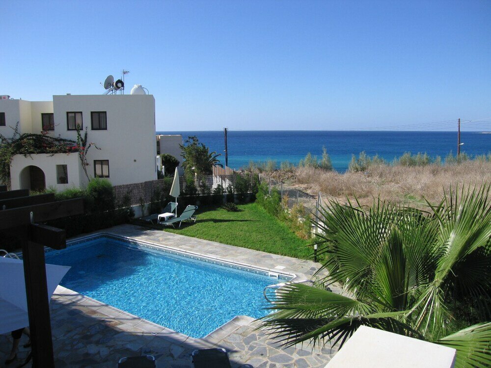 Фото Aura Holiday Villas