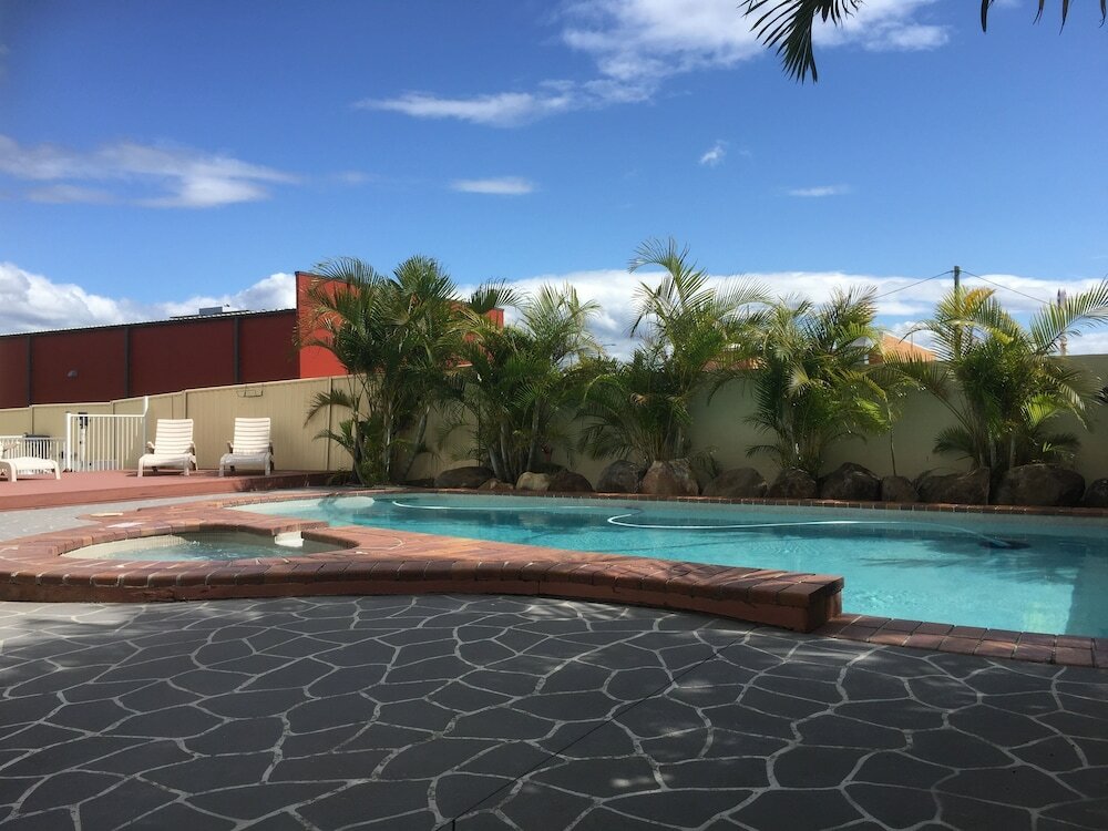 Фото Burleigh Point Holiday Apartments