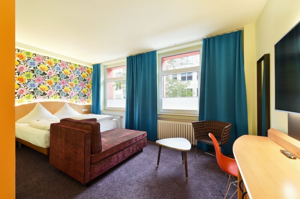 Фото 146038874193