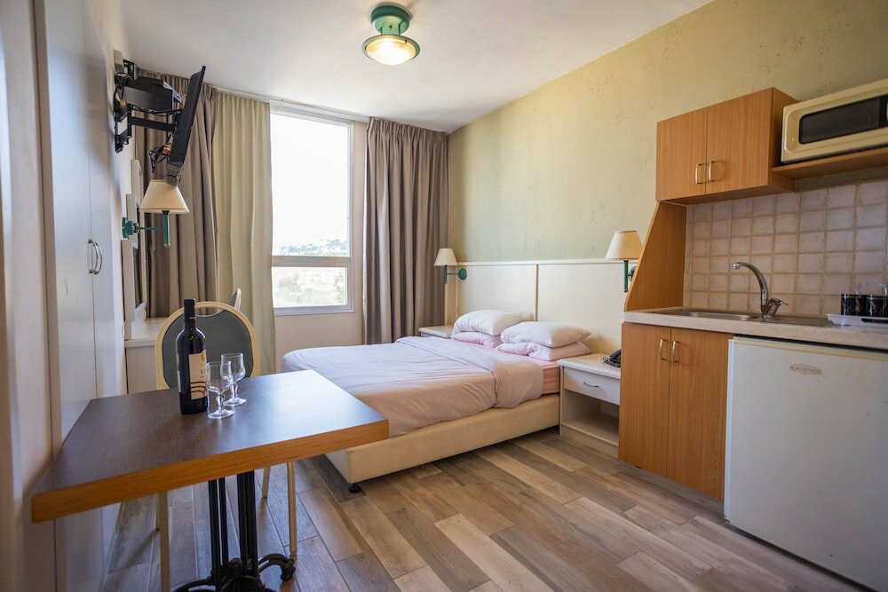 Фото Hotel Marom