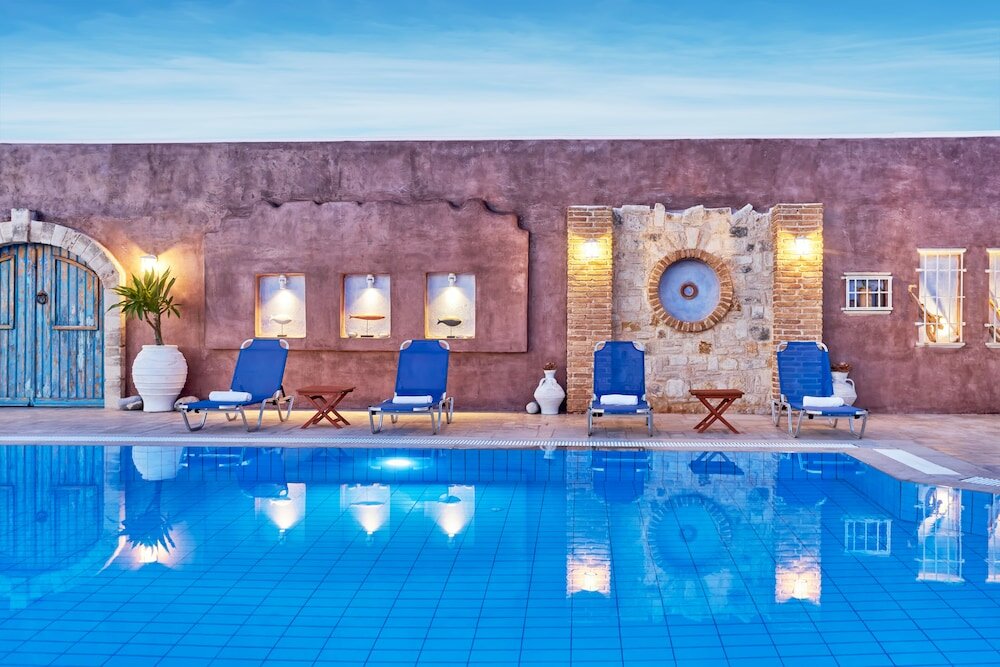 Фото Golden Bay Hotel Apartments